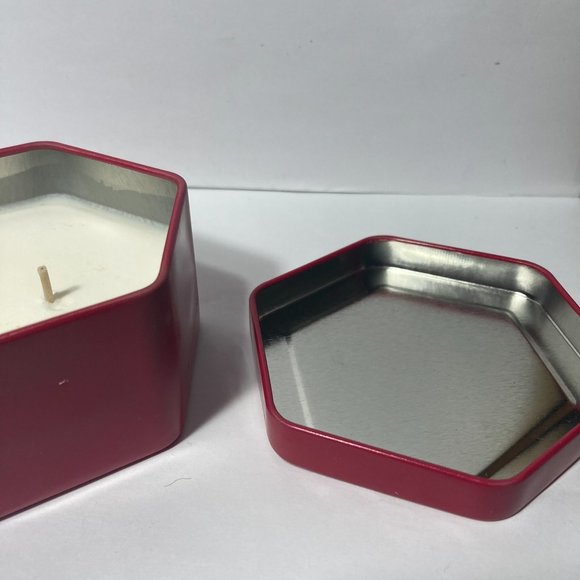 Burt's Bees Farm Fresh Apple 2 Wick Tin Soy Candle (1) Candle 3.5oz DISCONTINUED - Picture 9 of 13